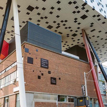 Quickstay - Chic In Yorkville Toronto Exterior photo