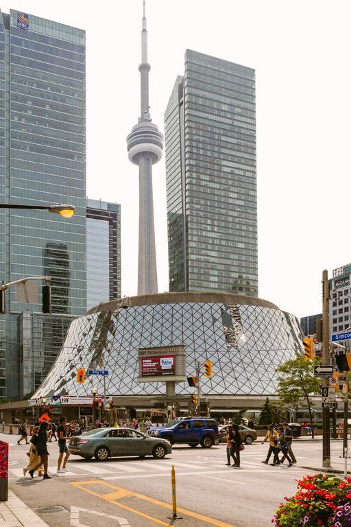 Quickstay - Chic In Yorkville Toronto Exterior photo