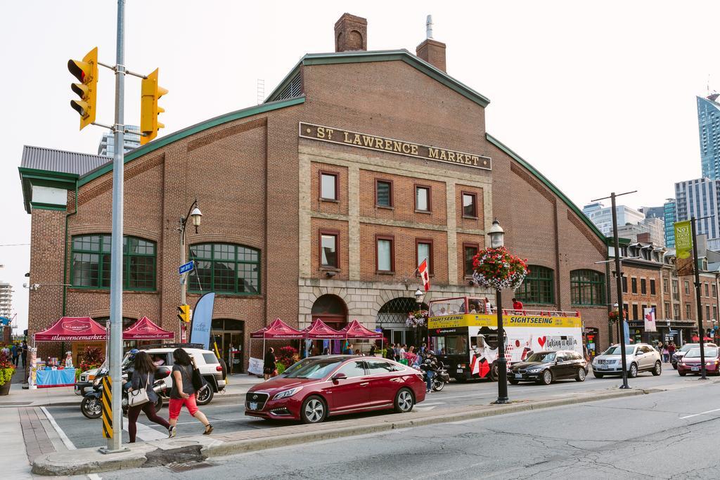 Quickstay - Chic In Yorkville Toronto Exterior photo