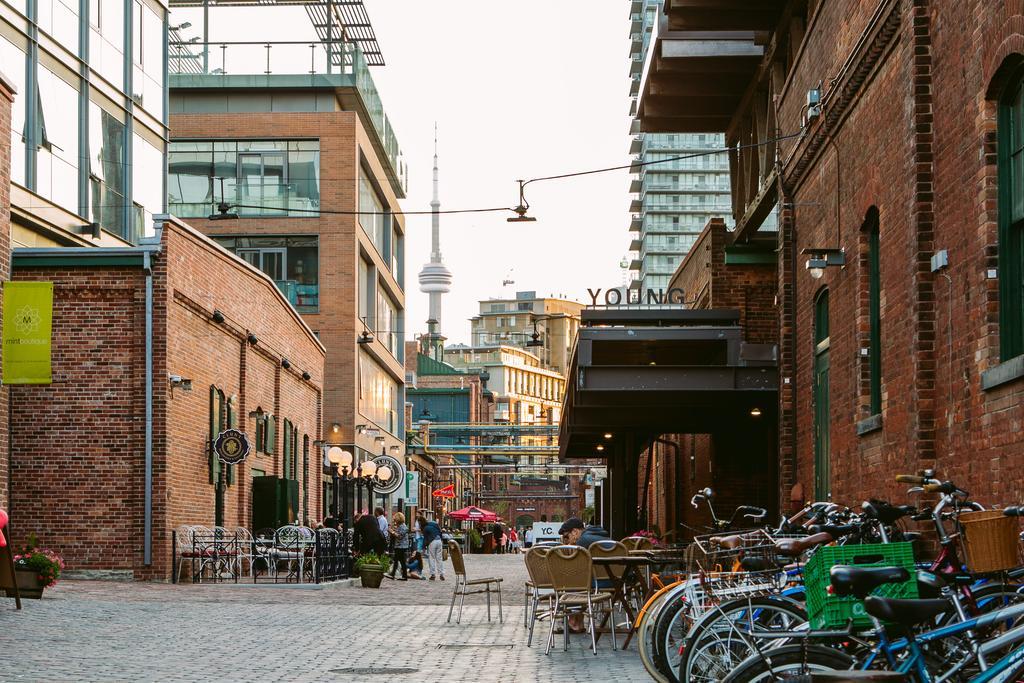 Quickstay - Chic In Yorkville Toronto Exterior photo