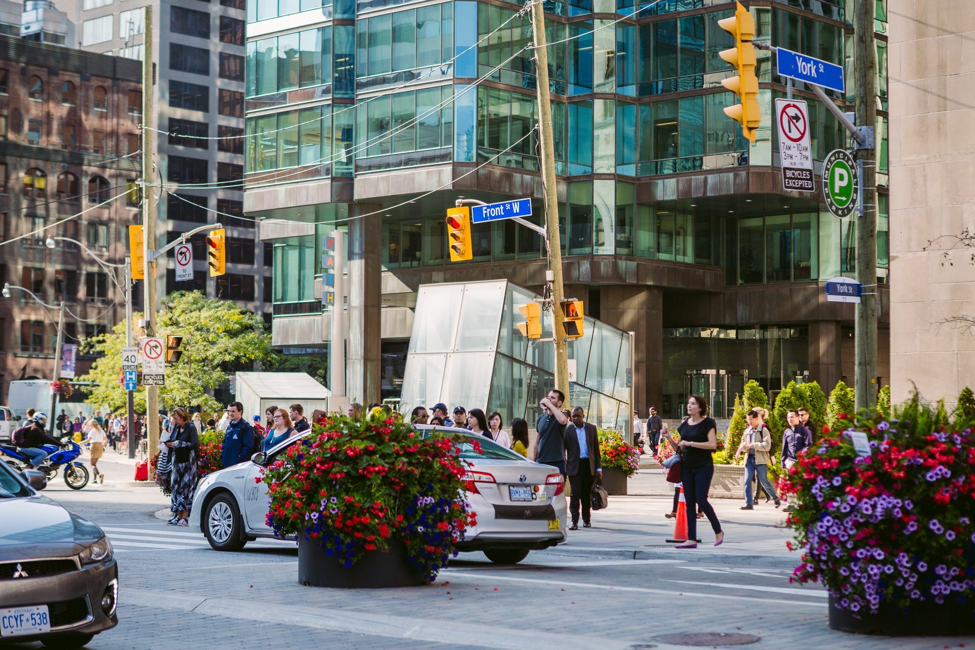 Quickstay - Chic In Yorkville Toronto Exterior photo